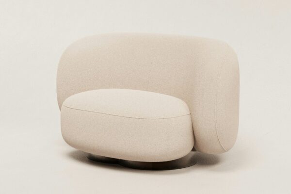 kevin-shek-kcxZ-YUZ8VE-unsplash (1) Boucle chair
