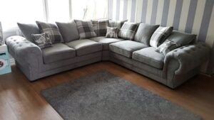 Verona sofa with modern design and comfortable seating