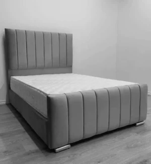 panel-bed Durable panel bed with strong mattress support
