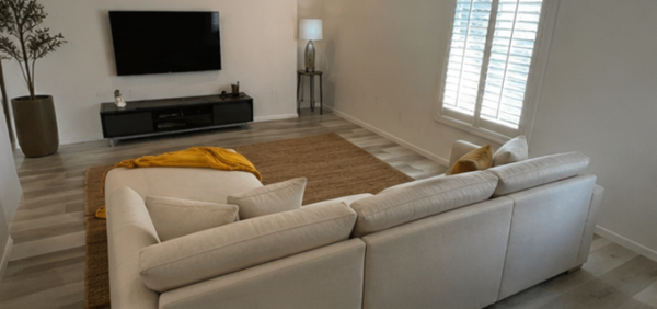 60c994a9-eb40-4ee4-9d1e-37c784766b4d Next 4 Seater Sofa