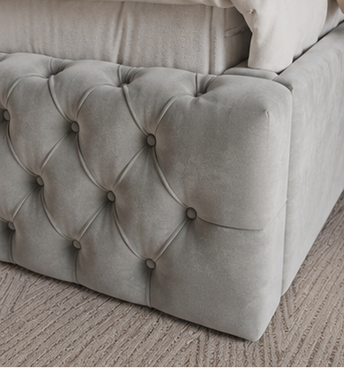 Chesterfield Bed with Storage - Image 4