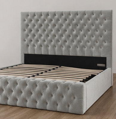 Chesterfield Bed with Storage - Image 2